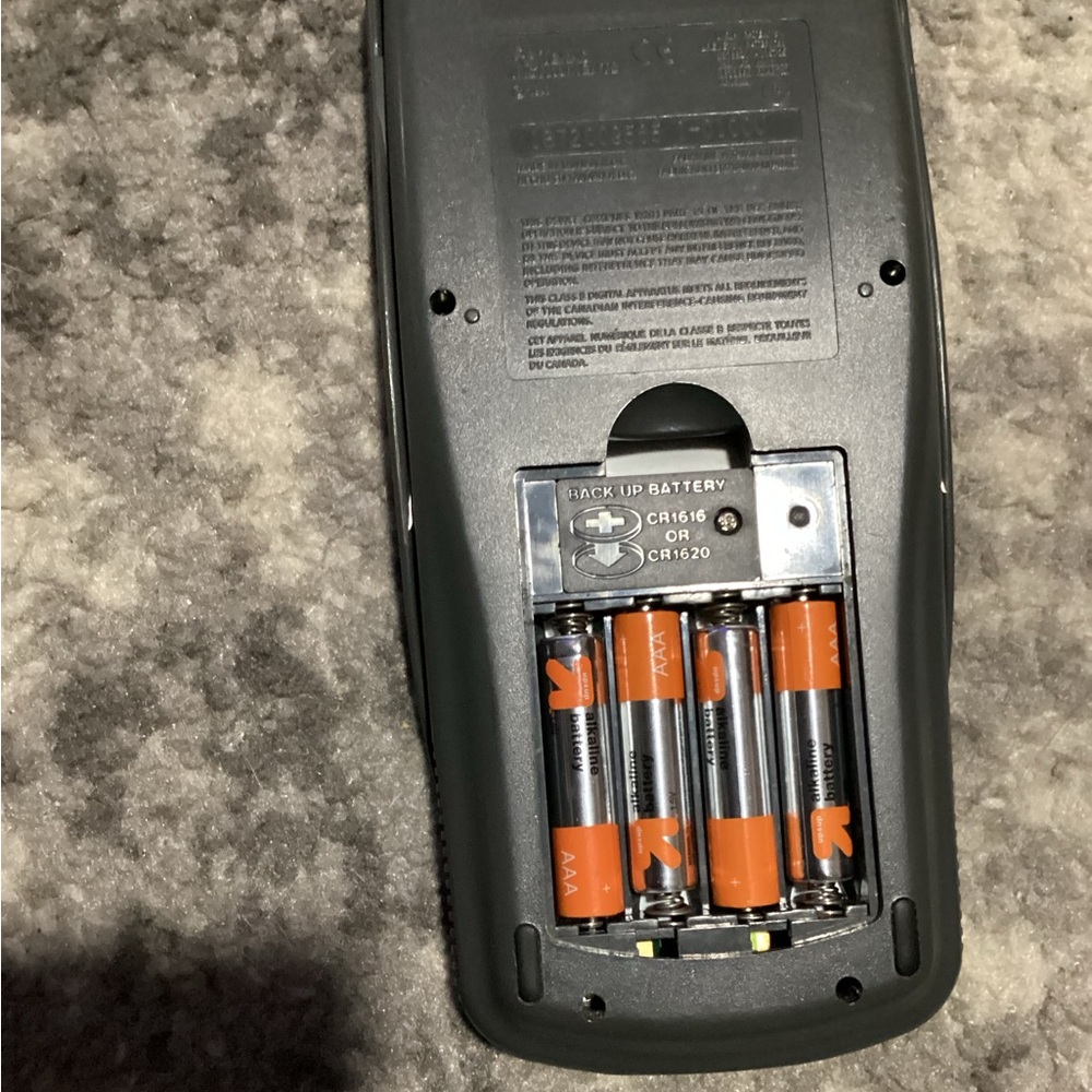 Texas Instruments TI-82 Graphing Calculator 1997 - Picture 4 of 4